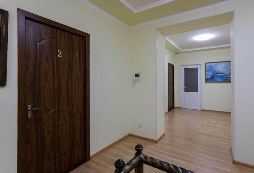 هتل The Rooms Inn