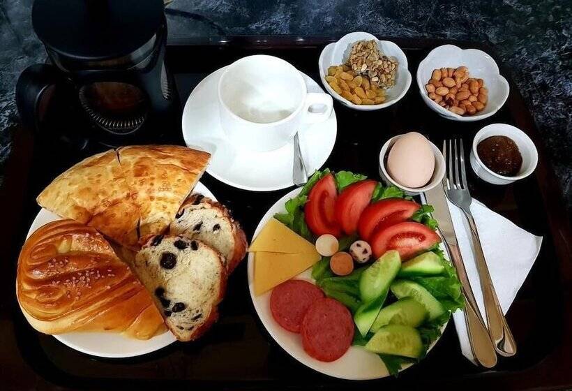 هتل The Rooms Inn