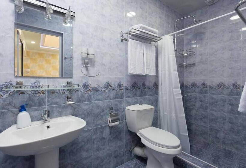 هتل The Rooms Inn