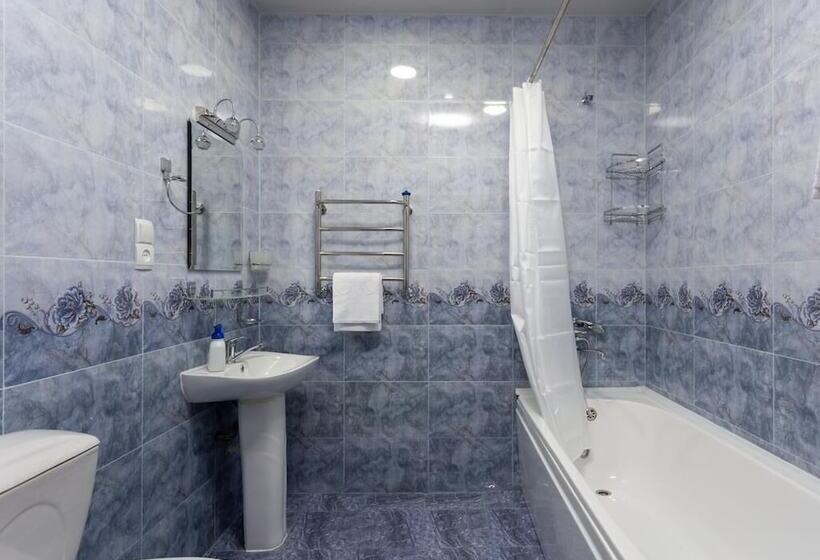 هتل The Rooms Inn