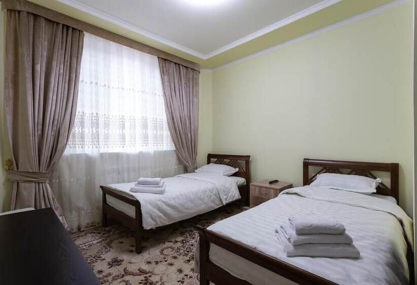 هتل The Rooms Inn