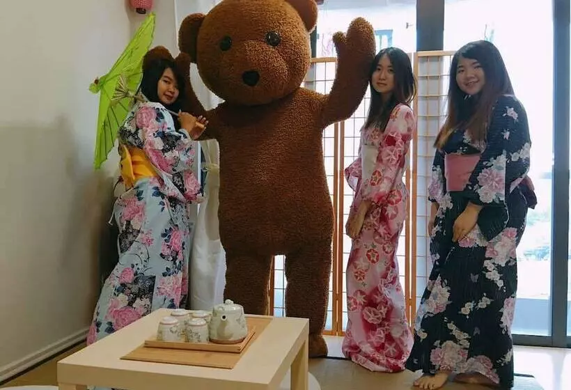 Japanese Home Hello Kitty Hostel