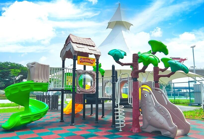 Le Premier Hotel Kota Deltamas