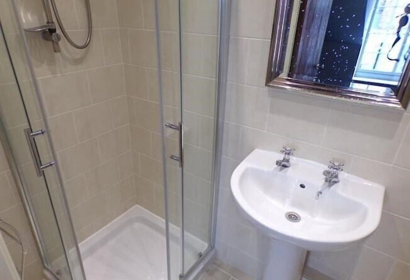 פנסיון Guest House Liverpool