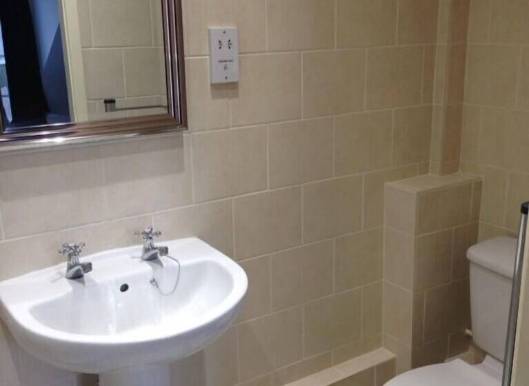 פנסיון Guest House Liverpool