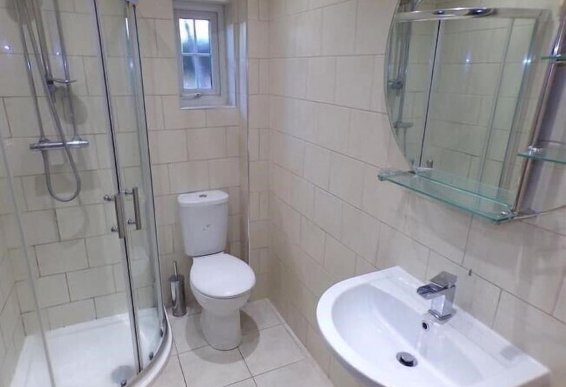 פנסיון Guest House Liverpool