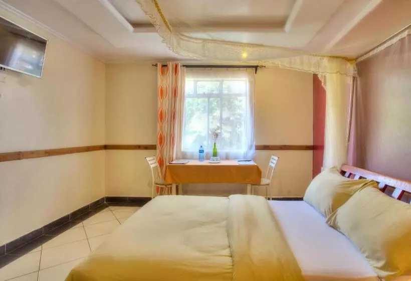 پانسیون Red Buffalo House