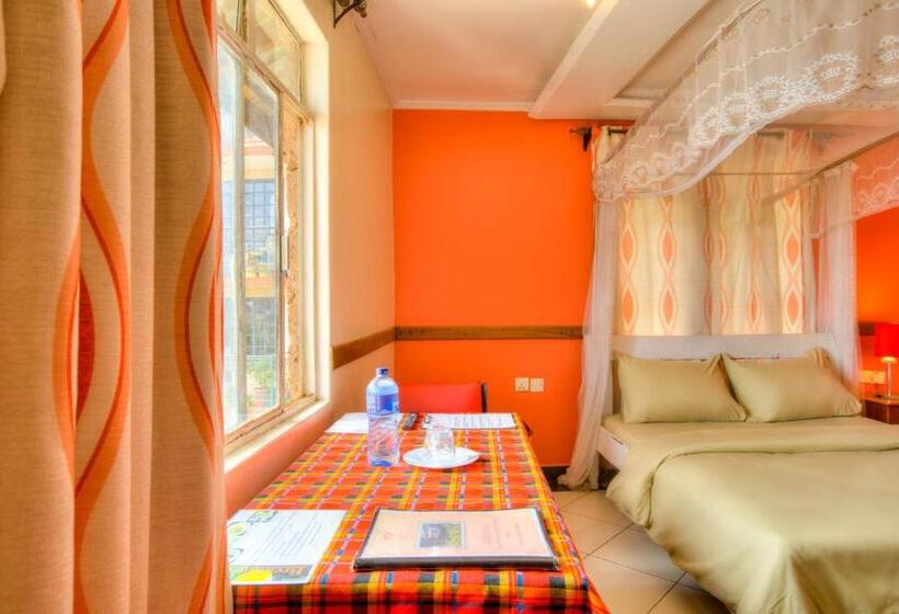 پانسیون Red Buffalo House