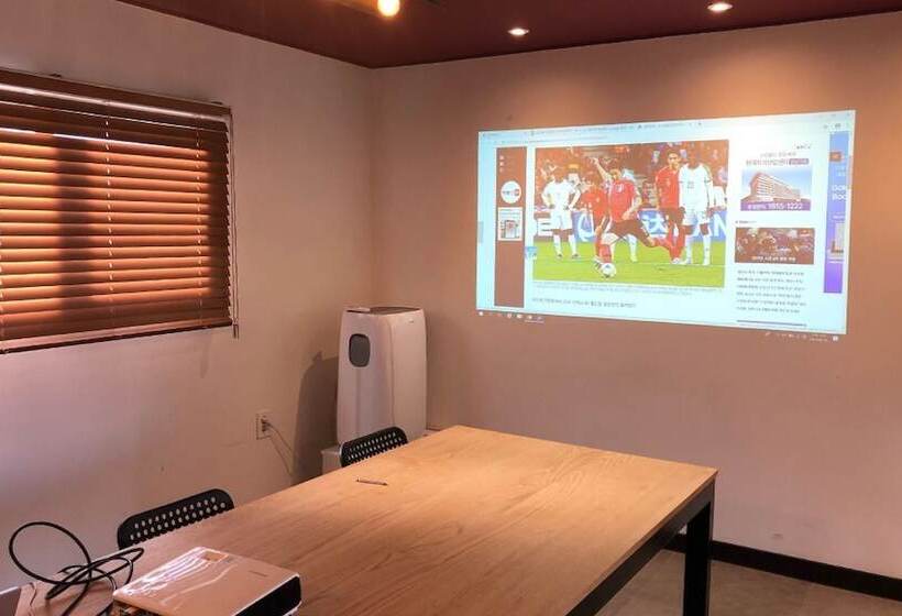 펜션 Seoul Yeonhuijang Guest House