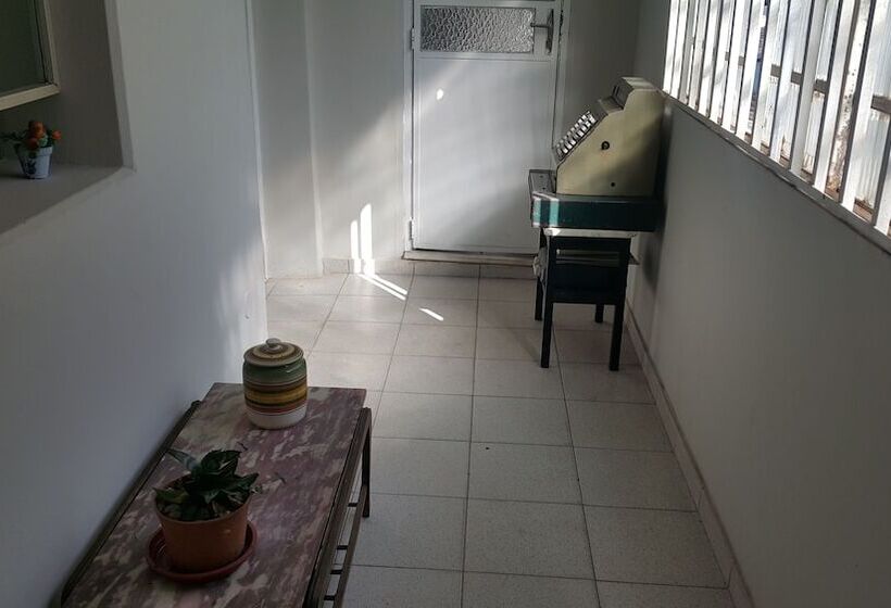 ペンション Tj House Hospedagem