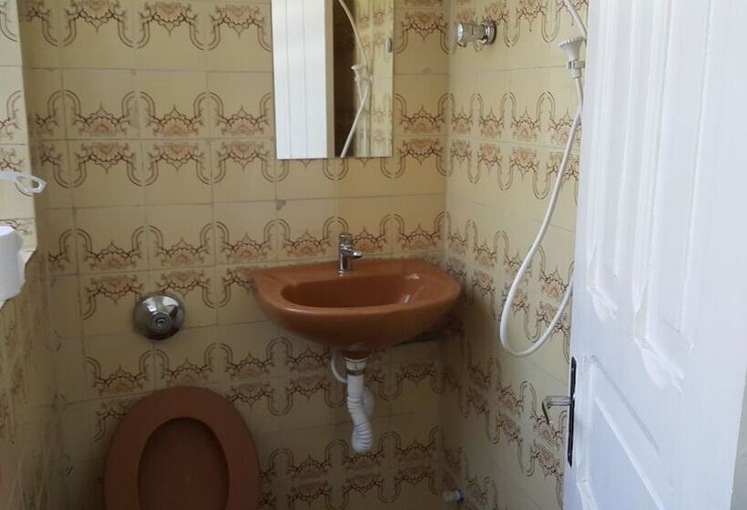 ペンション Tj House Hospedagem