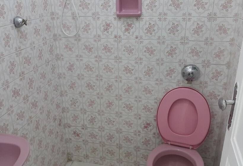 ペンション Tj House Hospedagem