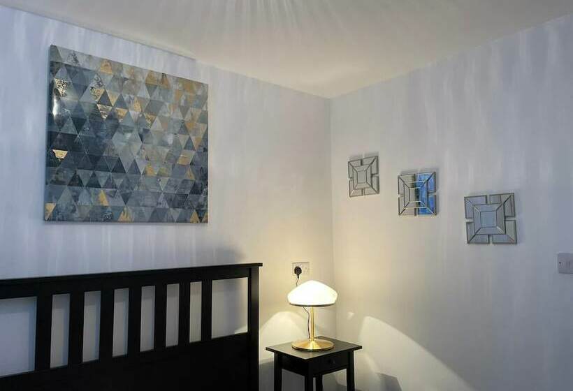 بنسيون Citystays Rooms With Free Parking