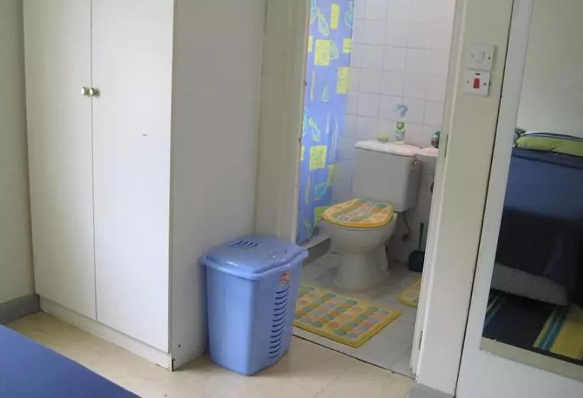 پانسیون Velvet House