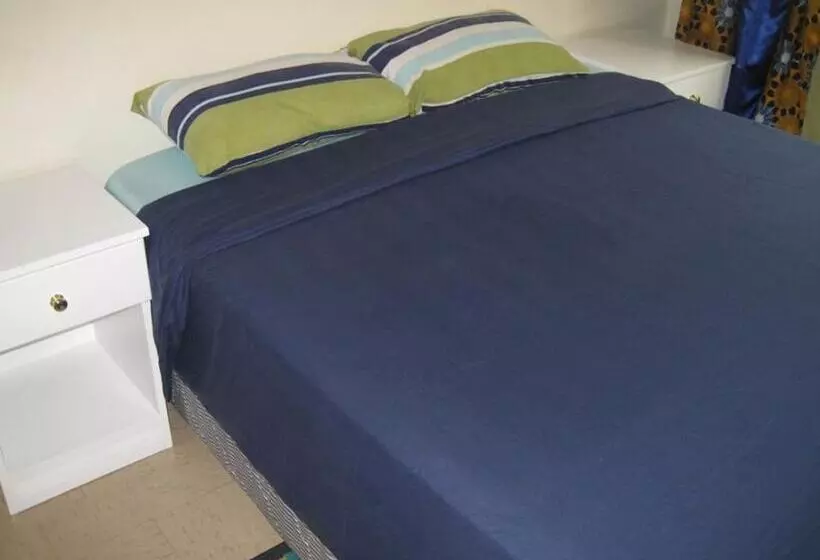 پانسیون Velvet House