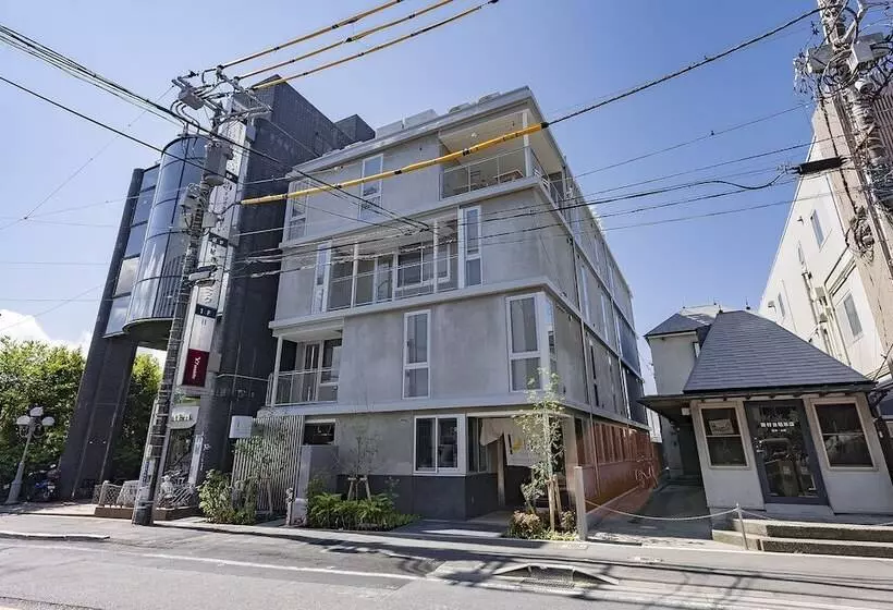 Plat Hostel Keikyu Kamakura Wave