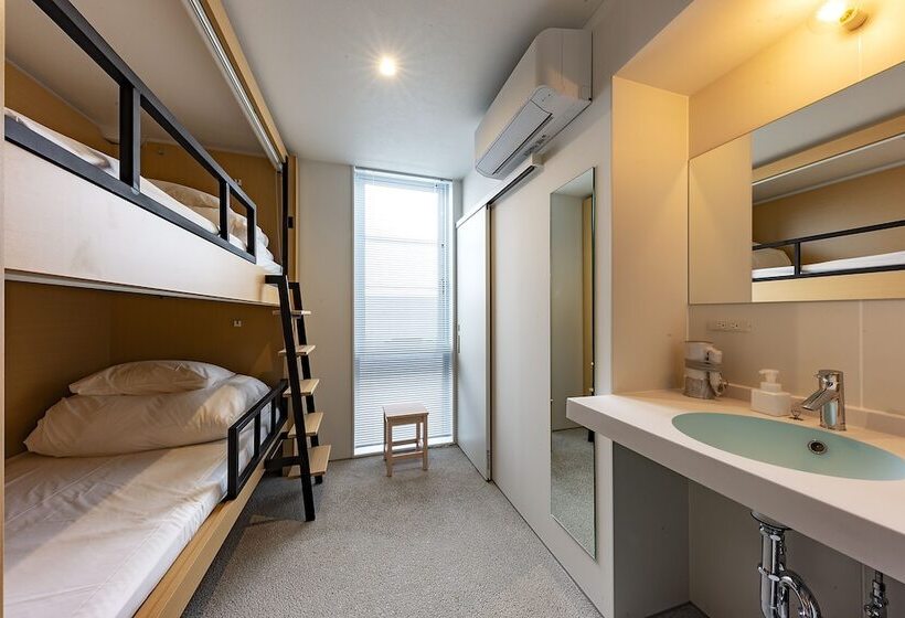 Plat Hostel Keikyu Kamakura Wave