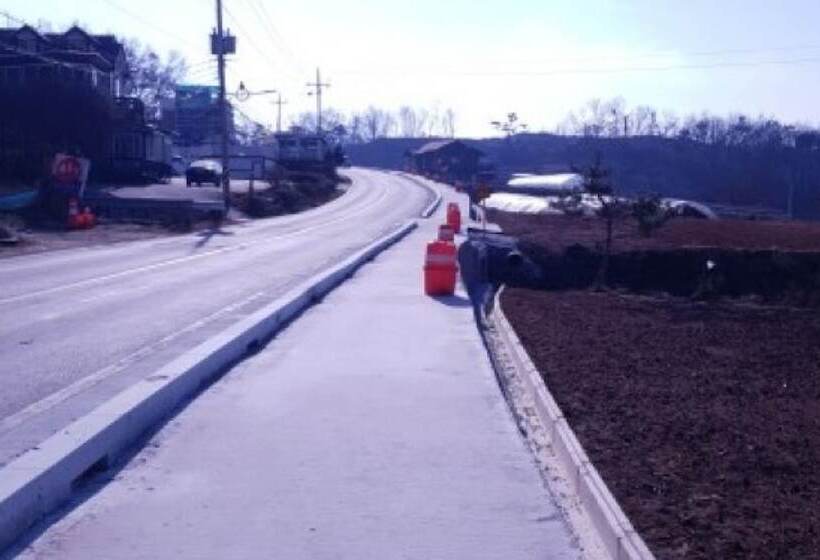 Ganghwado Noeulbit Meomuneunjip Pension