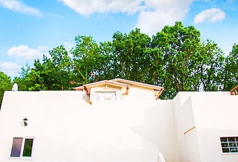 Ganghwado Noeulbit Meomuneunjip Pension