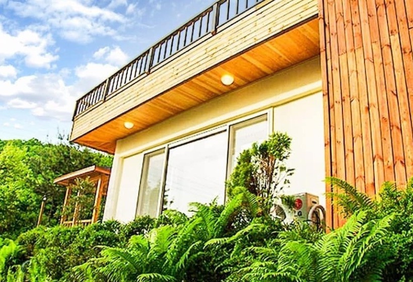 Ganghwado Noeulbit Meomuneunjip Pension