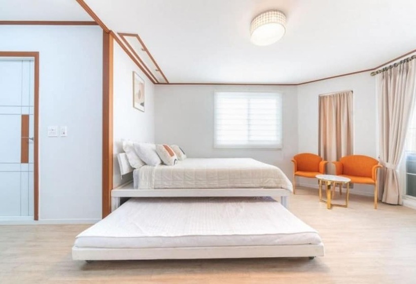 Ganghwado Petite Pension