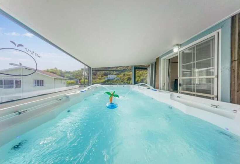 Ganghwado Petite Pension