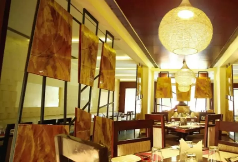 Hotelli Regency Square