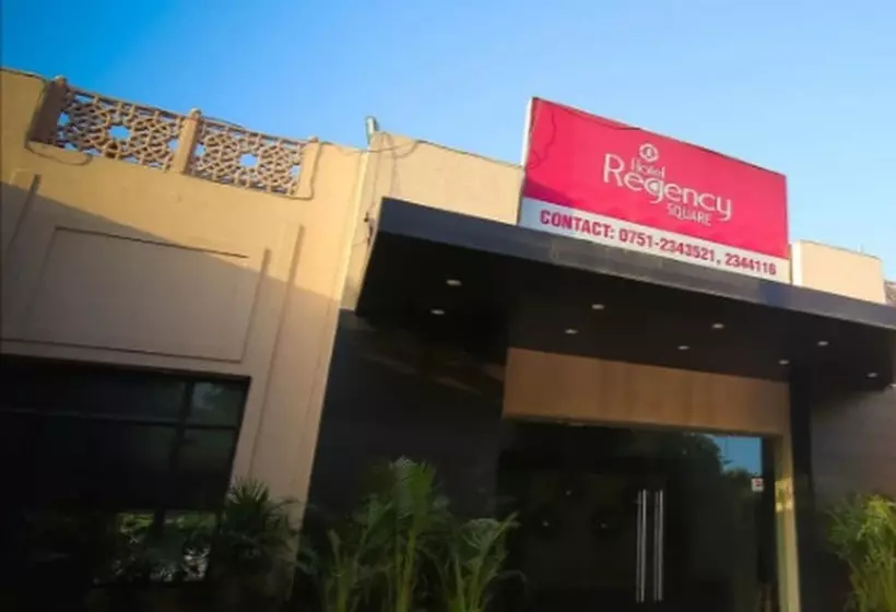 Hotelli Regency Square