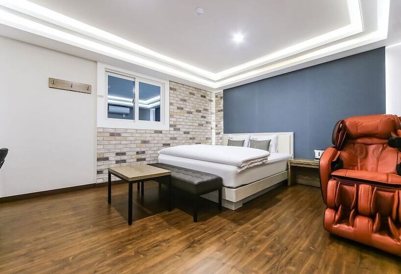 מוטל Daegu Dongdaegu Station Sweet