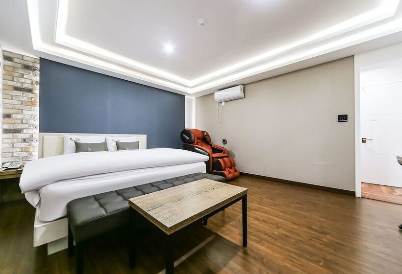 מוטל Daegu Dongdaegu Station Sweet