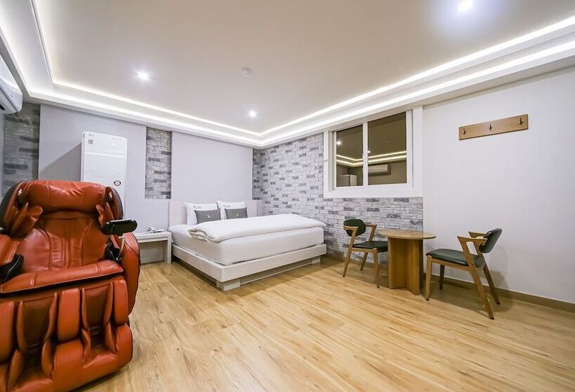 מוטל Daegu Dongdaegu Station Sweet