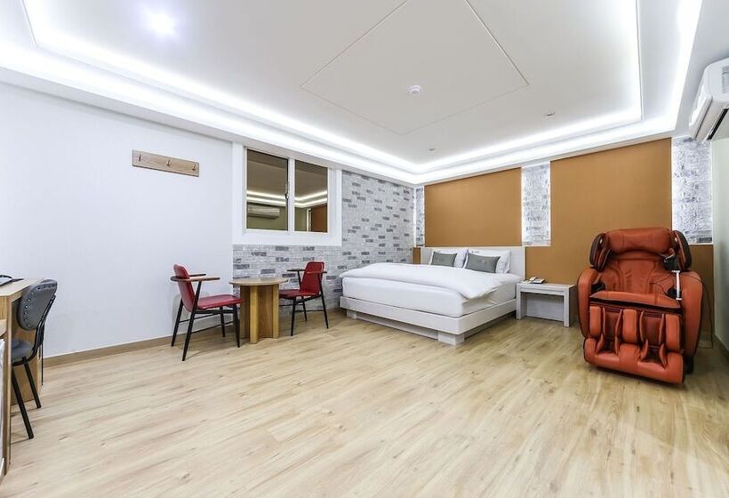 מוטל Daegu Dongdaegu Station Sweet