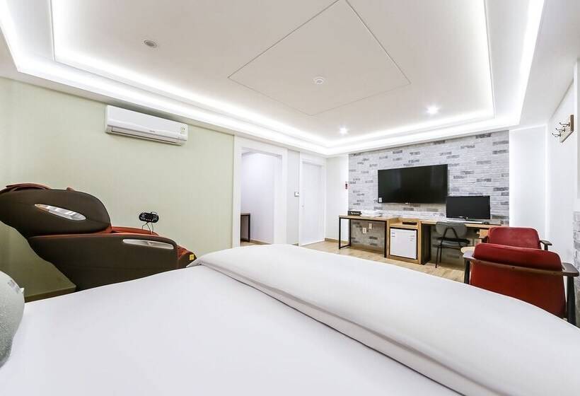 מוטל Daegu Dongdaegu Station Sweet