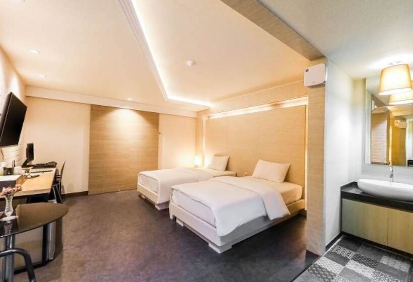 モーテル Daegu Seongseo Owall