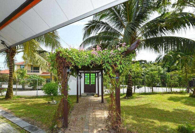 Hotel Capital O 90558 My Daddy Farm Chalet