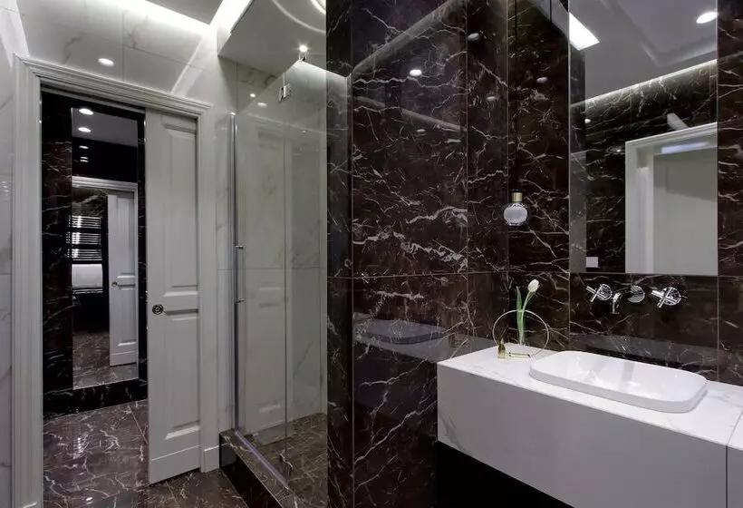 هتل Domna Luxury Suites