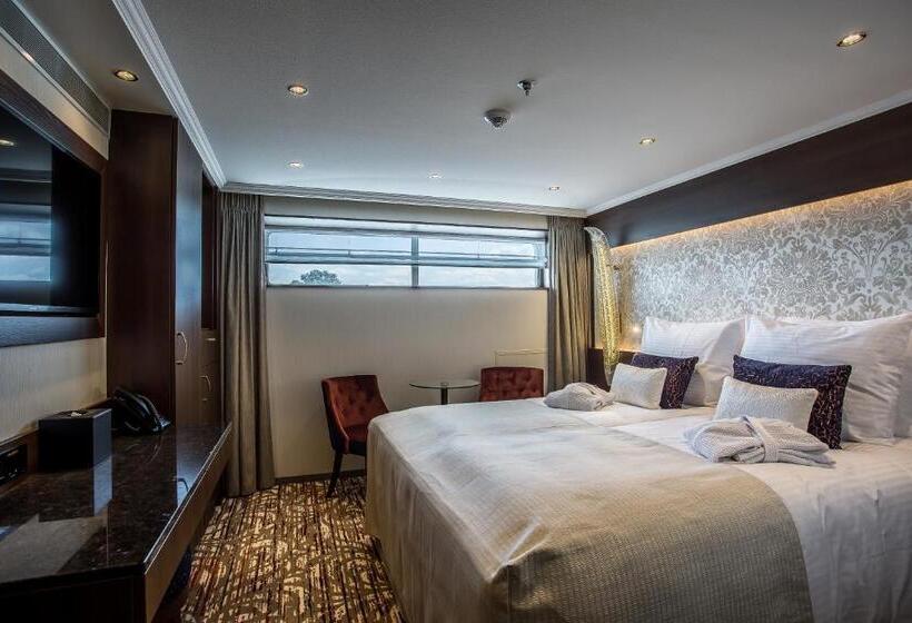 ホテル Viva Riverside Altstadt Düsseldorf