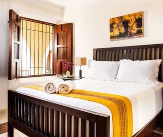 ベッドアンドブレックファースト Boutique By The Museo