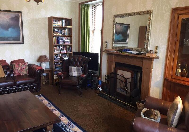 Bed and Breakfast Dunallan Guest House