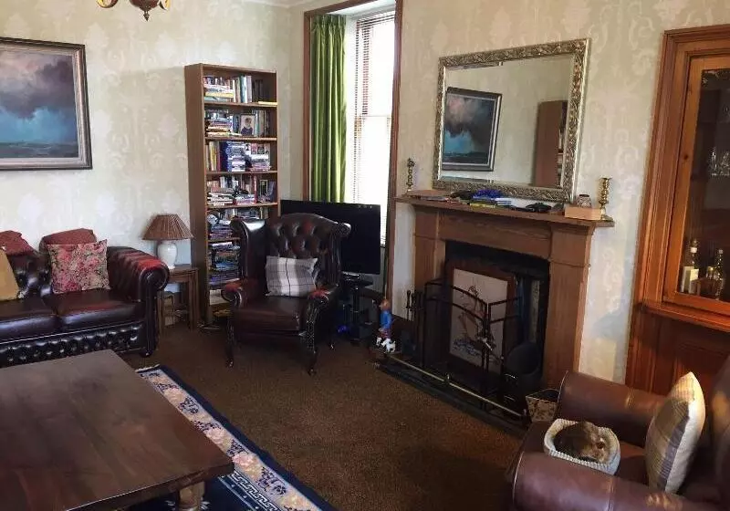 Bed and Breakfast Dunallan Guest House