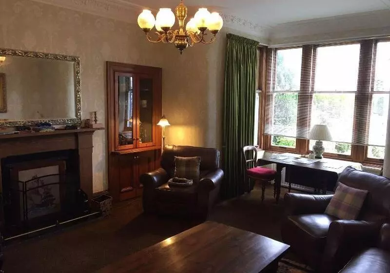 Bed and Breakfast Dunallan Guest House