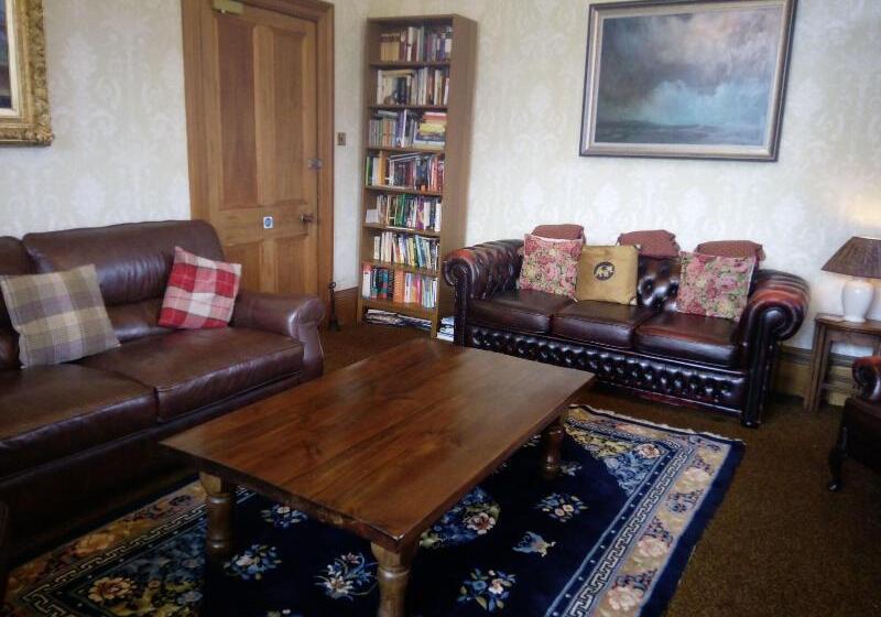 Bed and Breakfast Dunallan Guest House