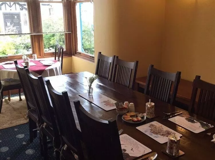 Bed and Breakfast Dunallan Guest House