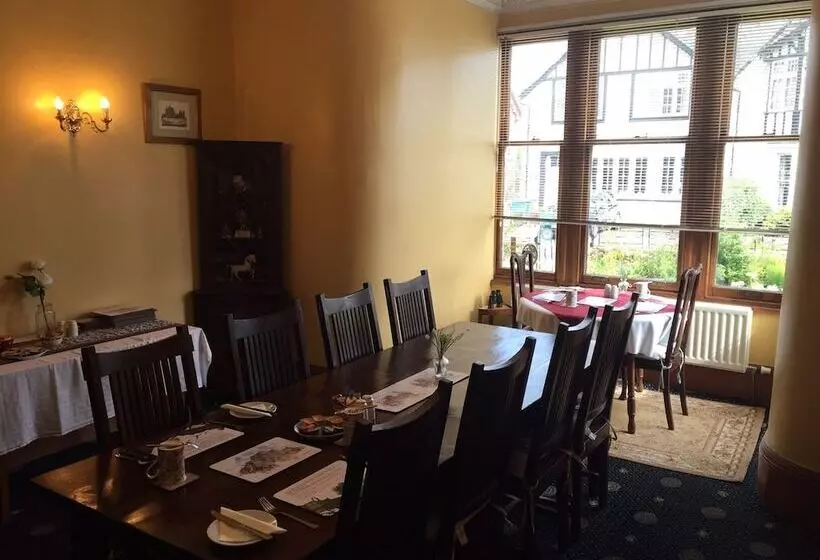 Bed and Breakfast Dunallan Guest House