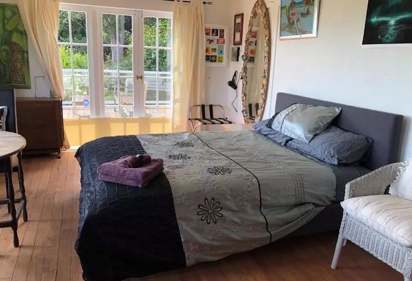 Bed and Breakfast Kauri Nest