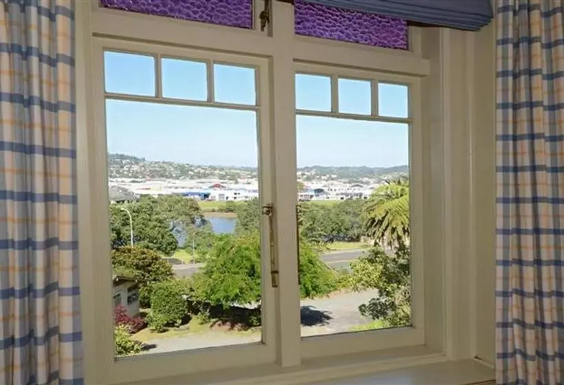 Bed and Breakfast Kauri Nest