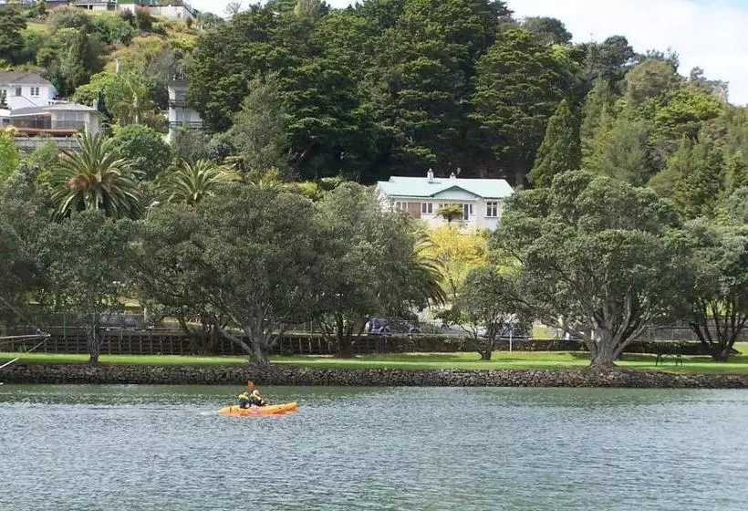 Bed and Breakfast Kauri Nest