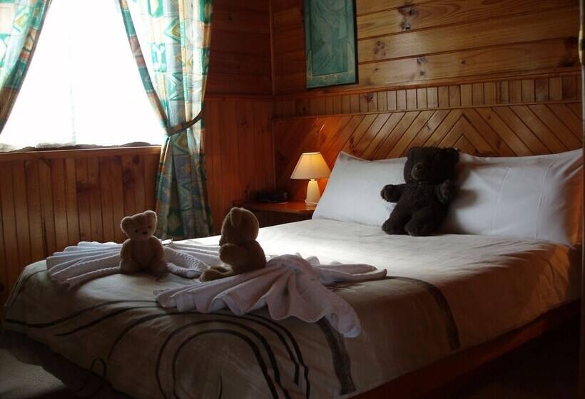 Boat Harbour Garden Cottages