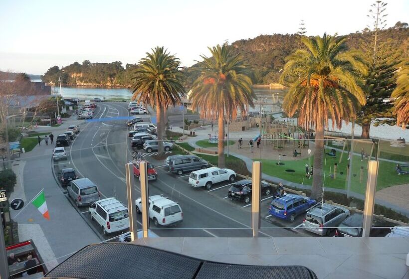 Esplanade Apartments