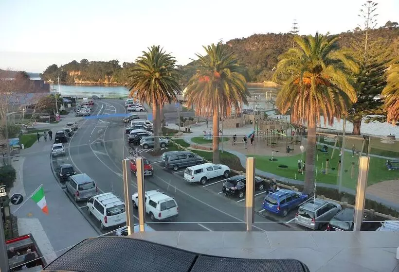 Esplanade Apartments